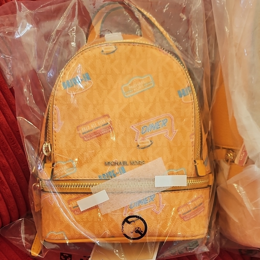MICHAEL KORS - "Diner" Series RHEA XS Zip Backpack - Carried Once!